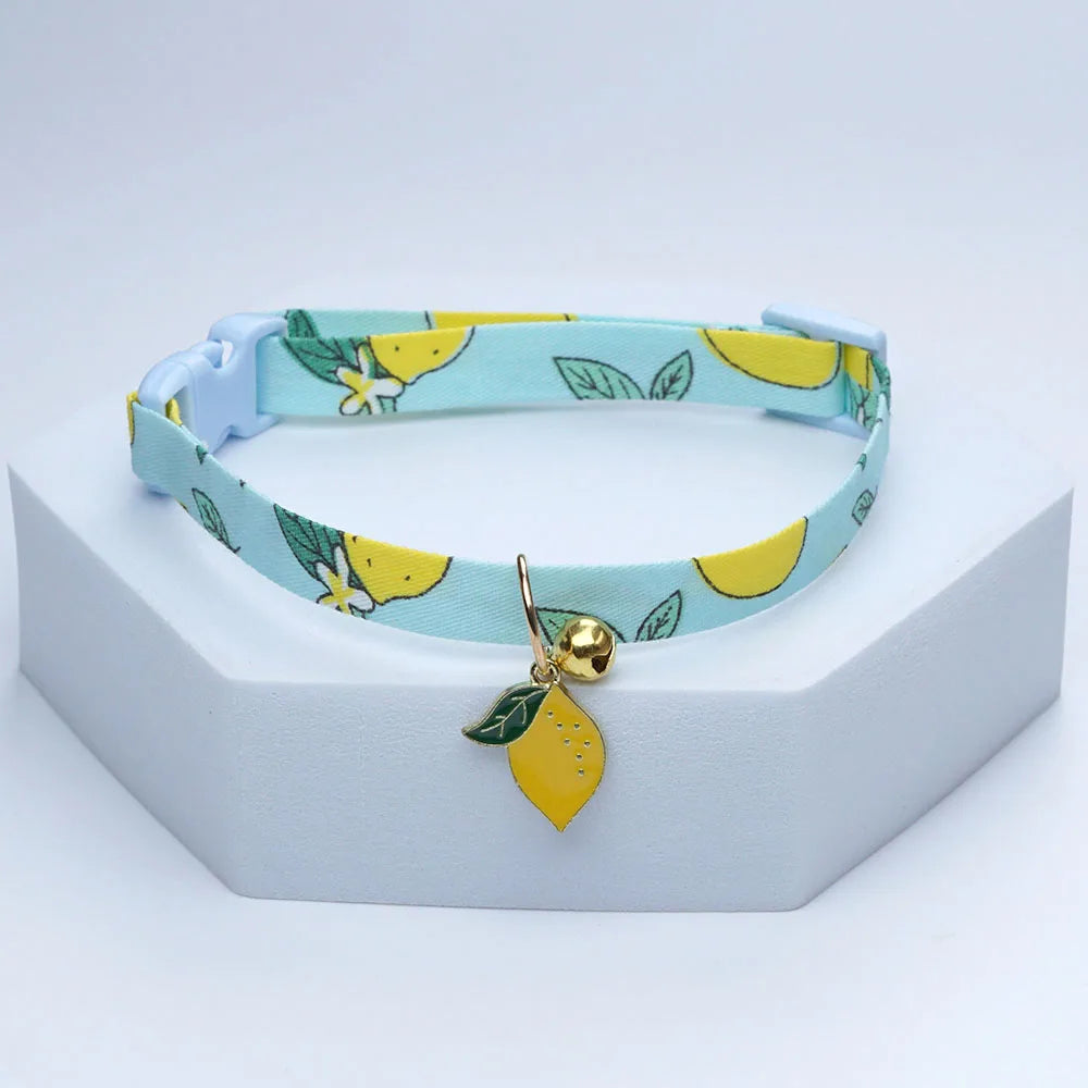 New Kawaii Cat Collar with Bell Cute Necklace for Small Dog Pet Flower Necklace Adjustable Kitten Neck Collar Cat Accessories