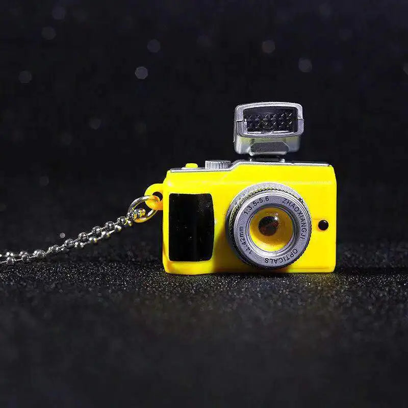 Fashion Flash Light Camera Necklace for Women Man Punk Long Chain Necklace Vintage Camera Pendant Necklaces Party Jewelry