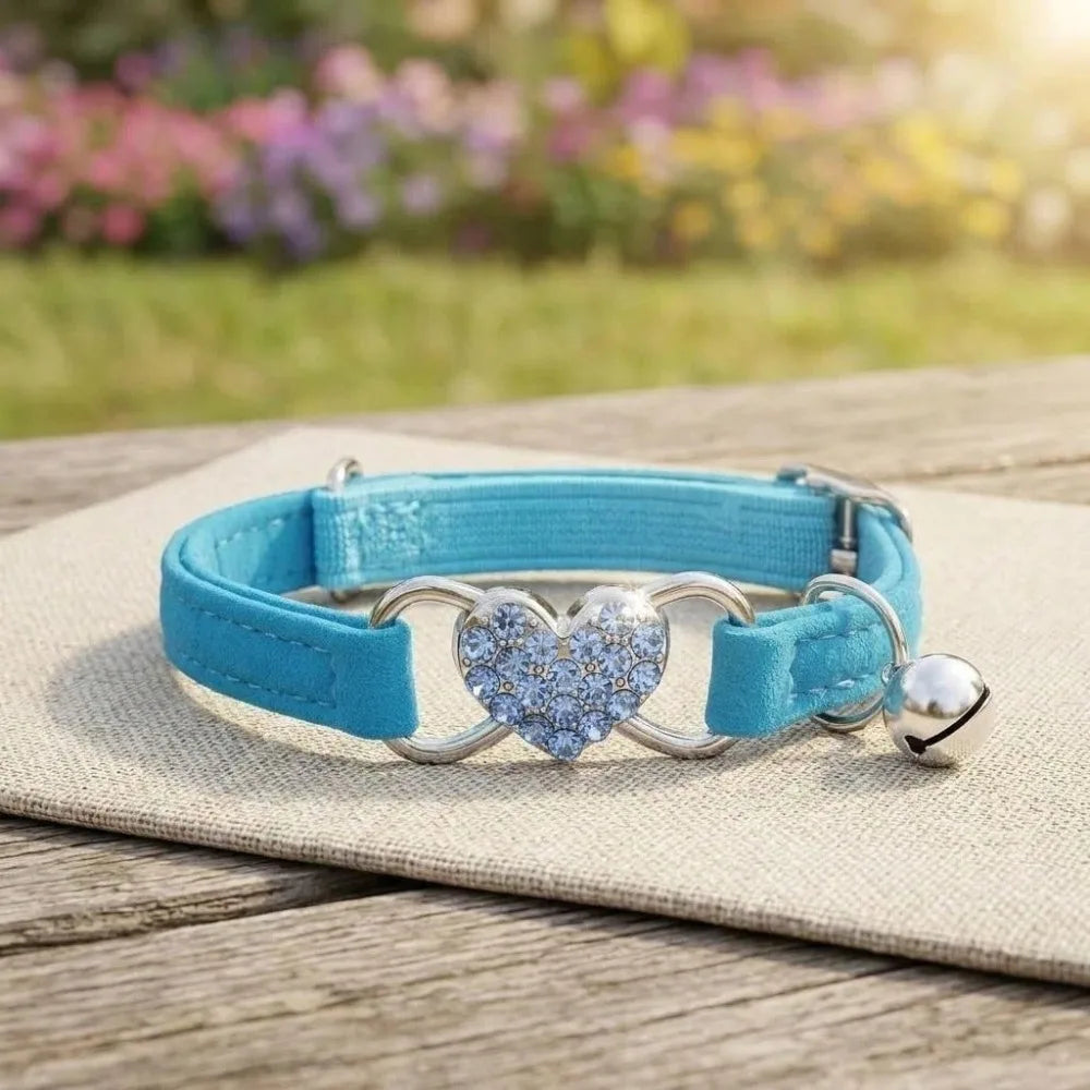 Heart-Shaped Cat Collar, Colorful Flocked Small Dog Necklace with Bell, Pet Supplies
